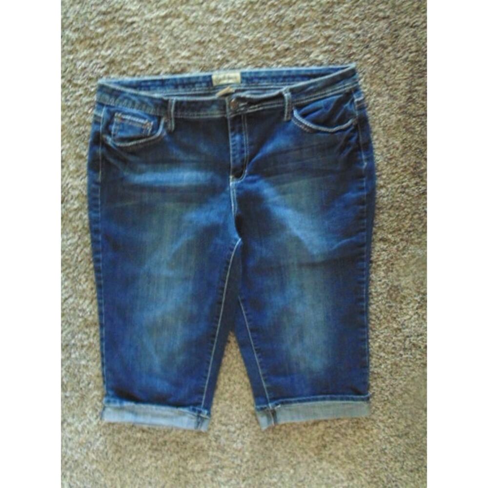 Y2K Earl Jean Womens Size 16 Blue Denim Capris Preppy Western Cowgirl